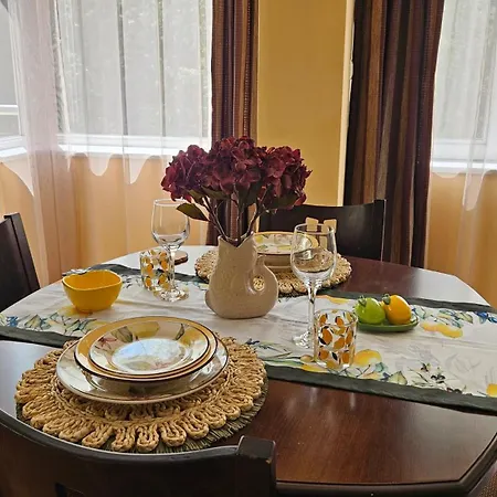 The Cozy Corner * Varna